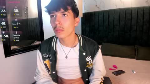 Snapshot of tim__fox chatting on 09/12/25, 10:59 Tim Fox online show from 09/12/25, 10:59