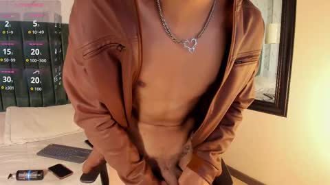 Snapshot of tim__fox chatting on 09/29/25, 12:10 Tim Fox online show from 09/29/25, 12:10