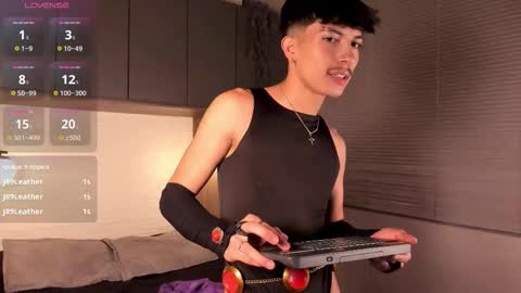 Snapshot of tim__fox chatting on 10/11/25, 11:42 Tim Fox online show from 10/11/25, 11:42