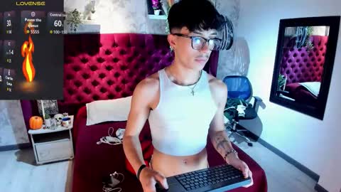 Snapshot of tim__fox chatting on 11/02/25, 12:51 Tim Fox online show from 11/02/25, 12:51