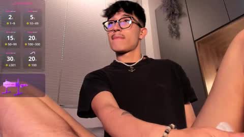 Snapshot of tim__fox chatting on 11/21/25, 12:26 Tim Fox online show from 11/21/25, 12:26