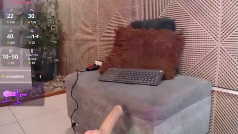 Snapshot of tim__fox chatting on 03/08/26, 11:58 Tim Fox online show from 03/08/26, 11:58