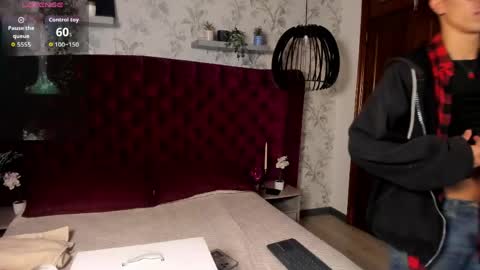 Snapshot of tim__fox chatting on 05/30/26, 12:02 Tim Fox online show from 05/30/26, 12:02