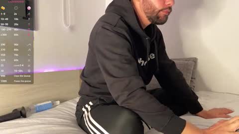 Tim Beard online show from 12/18/25, 11:22