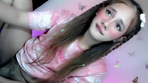 Snapshot of timea_slut69xx chatting on 01/20/25, 05:27 Happy Birthday To Me online show from 01/20/25, 05:27