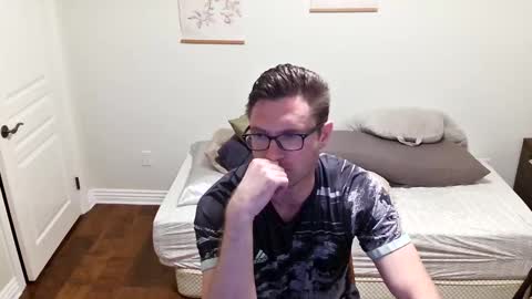 Snapshot of timelord157501 chatting on 11/12/25, 02:34 TimeLordRaps online show from 11/12/25, 02:34