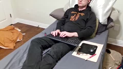 Snapshot of timelord157501 chatting on 11/14/25, 04:28 TimeLordRaps online show from 11/14/25, 04:28