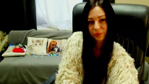 Luisa online show from 03/18/26, 09:01