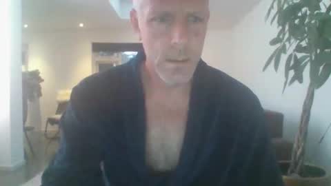 Snapshot of times20 chatting on 09/27/25, 05:23 times20 online show from 09/27/25, 05:23