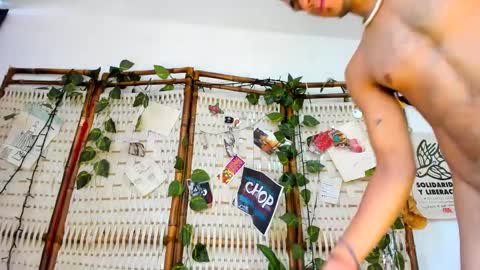 salem online show from 12/18/24, 01:34