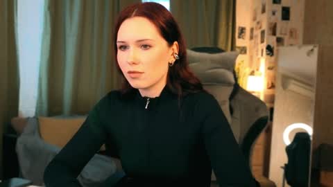 Polly online show from 04/04/26, 04:44