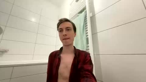 Snapshot of timjustus649874 chatting on 02/14/25, 01:29 TimJustus online show from 02/14/25, 01:29