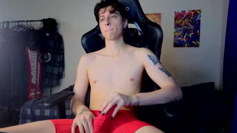 timmy  independent model  help me reach 50 thumbs up pls online show from 11/02/25, 10:34