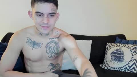 Snapshot of timothy_eliot chatting on 10/04/25, 03:04 wanna play bareback uncut colombian couple new twink bbk online show from 10/04/25, 03:04
