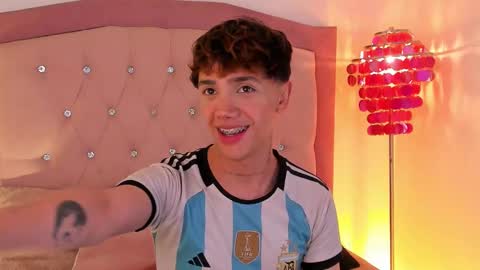 Timothy 21 years old online show from 09/14/25, 04:11