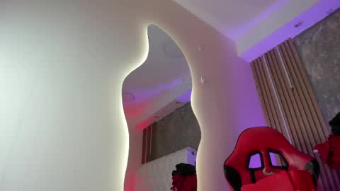 Timothy 21 years old online show from 04/21/26, 01:42