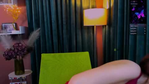 tina_golden1 online show from 04/25/26, 01:41