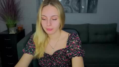 Tina online show from 11/10/25, 12:37