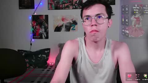 Snapshot of tina_n_charlie chatting on 01/21/25, 11:35 Tina N Charlie online show from 01/21/25, 11:35