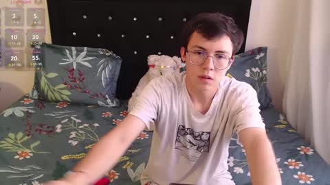 Snapshot of tina_n_charlie chatting on 02/24/25, 05:53 Tina N Charlie online show from 02/24/25, 05:53