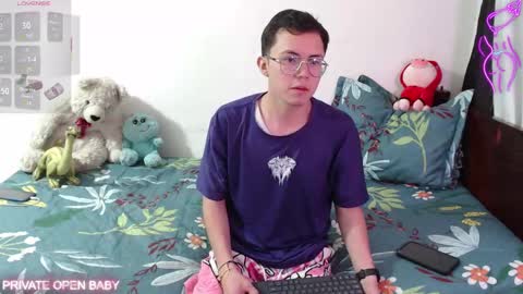 Snapshot of tina_n_charlie chatting on 10/16/25, 12:17 Tina N Charlie online show from 10/16/25, 12:17