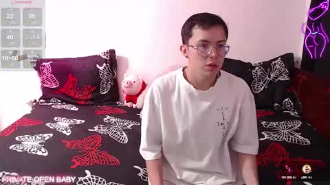 Snapshot of tina_n_charlie chatting on 10/24/25, 11:50 Tina N Charlie online show from 10/24/25, 11:50