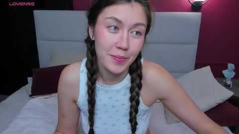 Tina  online show from 11/23/25, 02:11