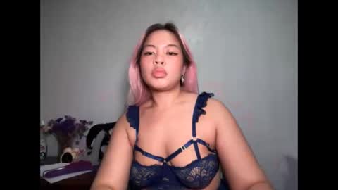 Snapshot of tina_slick chatting on 05/11/26, 12:33 Tina online show from 05/11/26, 12:33