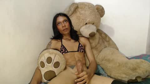 tinaa_williams online show from 02/12/25, 10:26