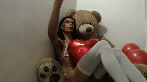 tinaa_williams online show from 02/14/25, 06:51