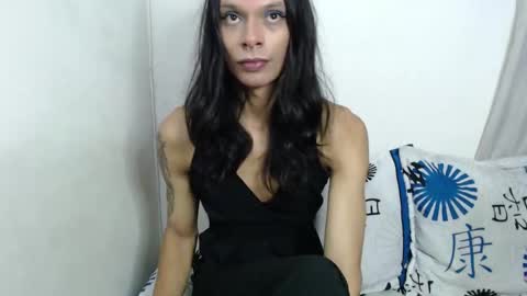 tinaa_williams online show from 10/25/25, 05:15