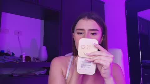 Snapshot of tinaajones_ chatting on 06/05/26, 05:03 Tina online show from 06/05/26, 05:03