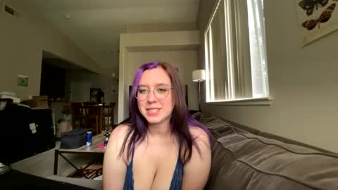 Tina online show from 10/01/25, 07:31
