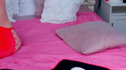 Tina online show from 02/14/25, 10:28