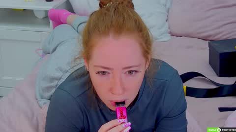 Tina online show from 09/12/25, 04:12