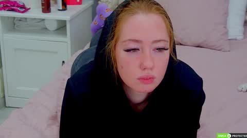 Tina online show from 09/30/25, 04:06