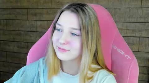 TinaBurton online show from 03/15/26, 04:35