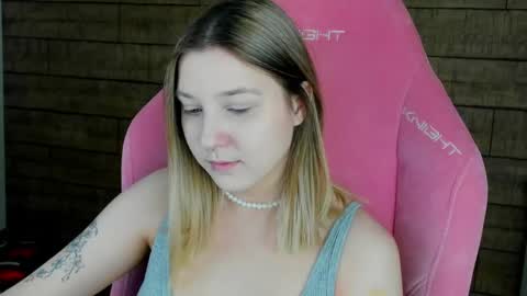 TinaBurton online show from 04/15/26, 04:14