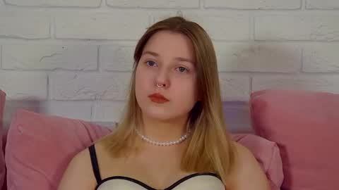 TinaBurton online show from 04/21/26, 07:06