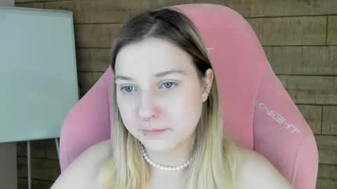 Snapshot of tinaburton chatting on 07/15/26, 04:34 TinaBurton online show from 07/15/26, 04:34