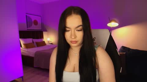 hi im curvy babyface girlie Tina online show from 02/03/26, 04:01