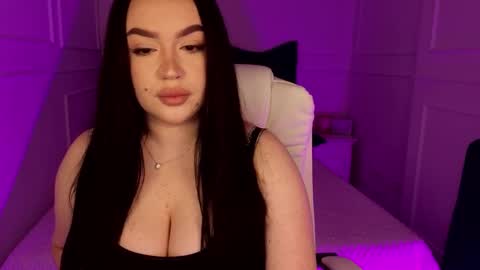 hi im curvy babyface girlie Tina online show from 03/09/26, 08:07