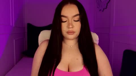 hi im curvy babyface girlie Tina online show from 03/18/26, 08:06