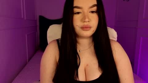 hi im curvy babyface girlie Tina online show from 04/04/26, 07:06