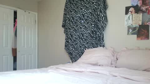 tinatinatina1738 online show from 03/10/25, 03:30