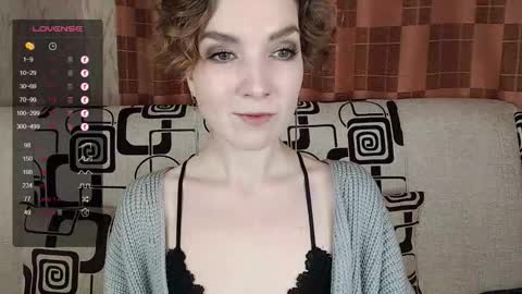 Tina online show from 12/04/25, 04:33