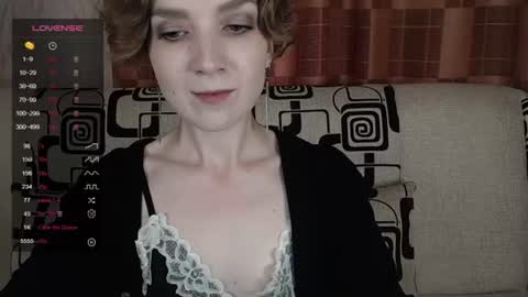 Snapshot of tinawincee chatting on 06/27/26, 05:56 Tina online show from 06/27/26, 05:56
