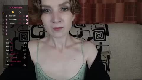 Snapshot of tinawincee chatting on 07/02/26, 05:02 Tina online show from 07/02/26, 05:02