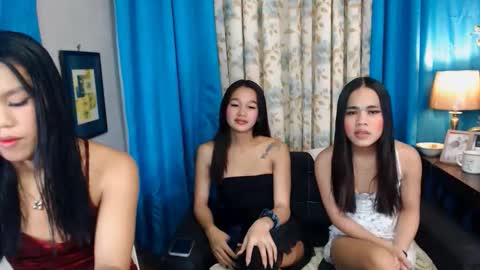 tindelafuente0 online show from 02/25/26, 02:21