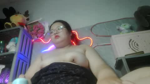 Snapshot of tini_bei chatting on 05/06/26, 03:50 tini_bei online show from 05/06/26, 03:50